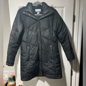 Columbia thin puffer coat, black, small